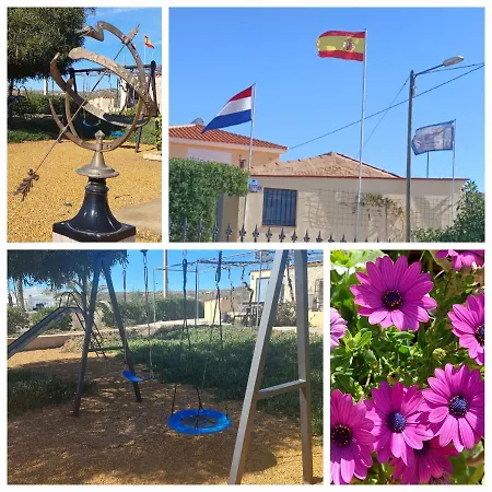 לינה וארוחת בוקר Mas Solana *